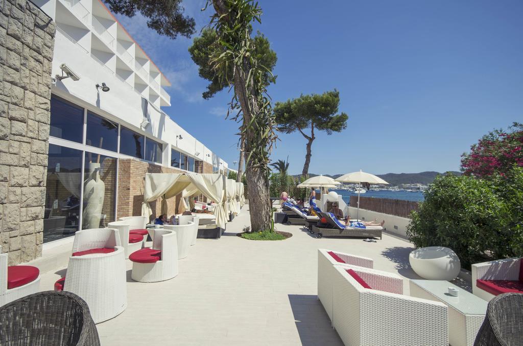 Azuline Hoteles Mar Amantis & II San Antonio  Ngoại thất bức ảnh